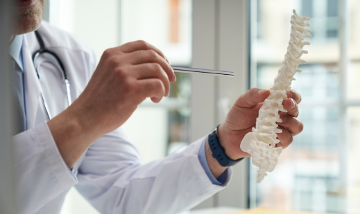 骨粗しょう症とはイメージ