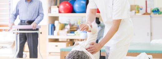 首の痛みと手のしびれイメージ02